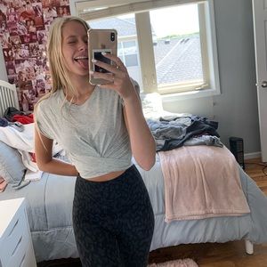 urban outfitters cropped tee